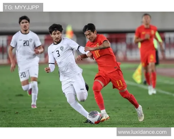 足球明星卡点照片背后的故事与瞬间分享让我们一起感受他们的荣耀与激情 足球明星卡点照片背后的故事与瞬间分享让我们一起感受他们的荣耀与激情