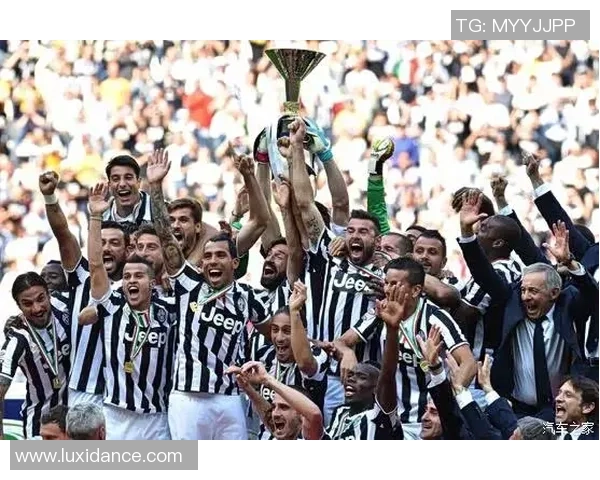 足球明星名字中蕴含的恩情与荣耀探索之旅